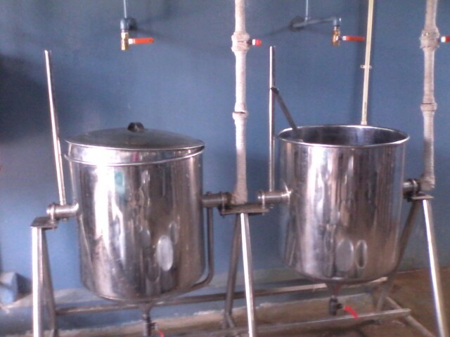 Stainless Steel Silver Rice Cooking Vessel