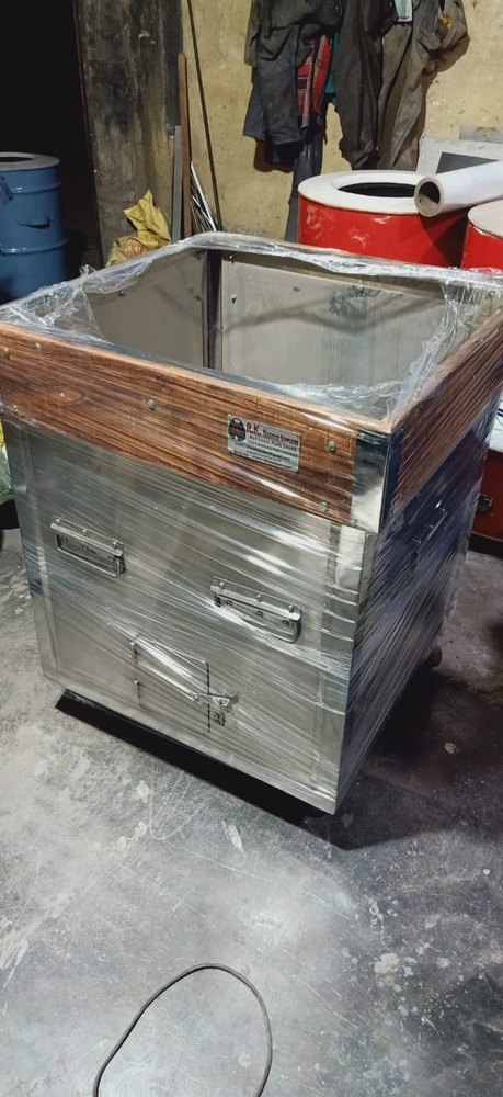 Stainless Steel Square Tandoor, For Commercial