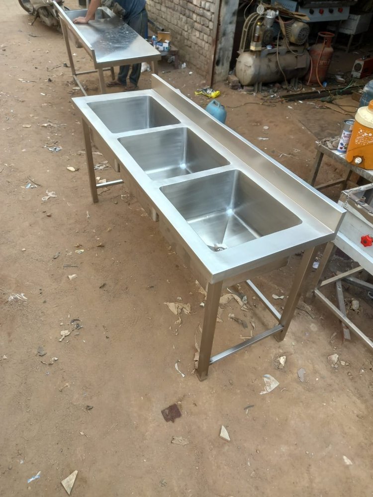 Ryan Silver Ss 3 Sink Unit