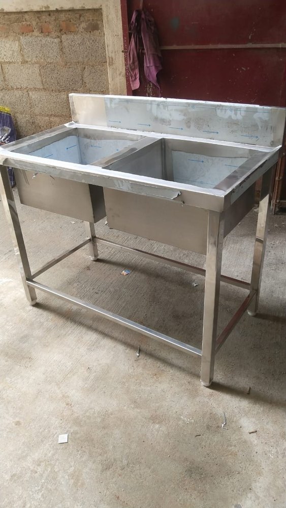 Silver SS Three Sink Unit