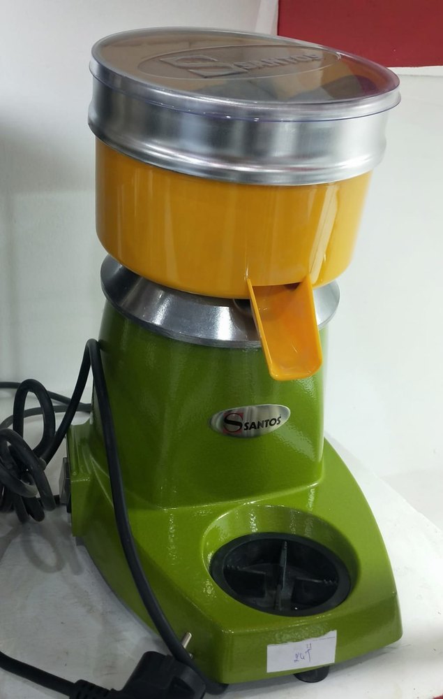 Single Door Green SANTOS CIRTUS JUICER, Capacity: 1