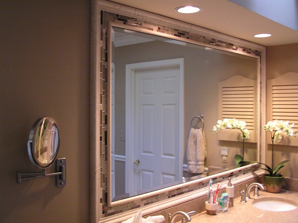 Glossy Glass Mirror, For Bathroom