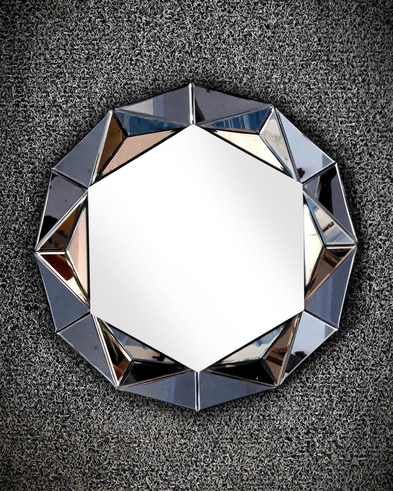 Silver Glossy Stylish Glass Mirrors, For Bathroom