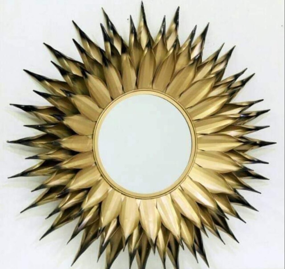 Gold Iron Decorative Wall Mirror, Size: 18 Inch