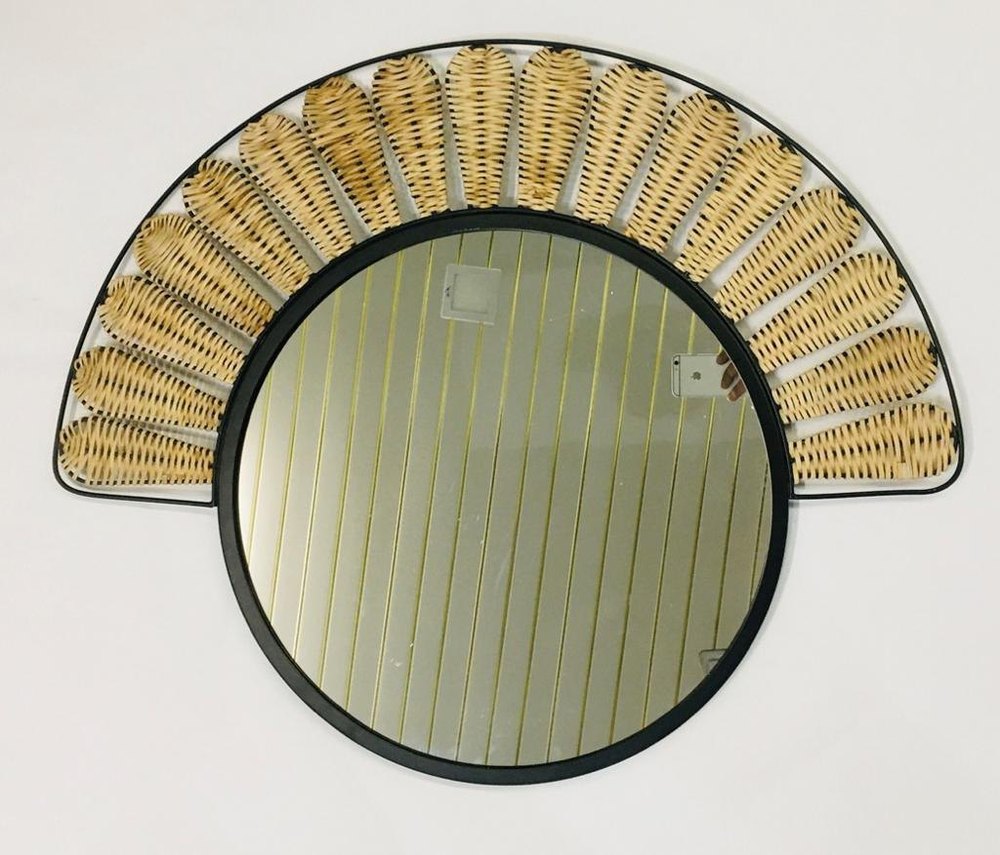 Glossy Golden Iron Glass Wall Mirror, Size: 30inch, Mirror Shape: Round