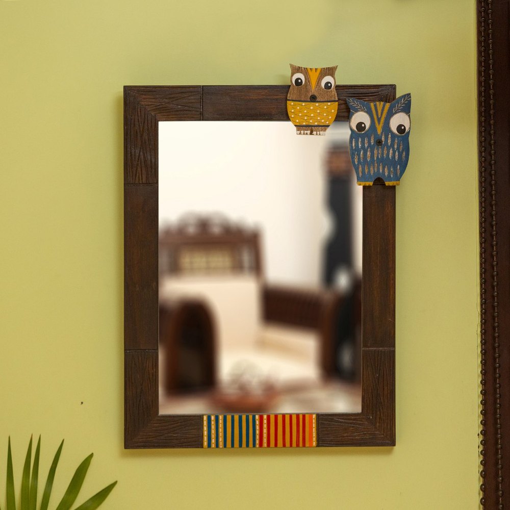 ExclusiveLane \'\'Owl & Owlet\'\' Decorative Wall Mirror In Mango Wood