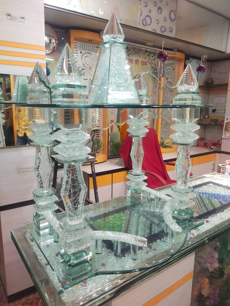 Transparent Polished Glass Mandir, Size: Anni