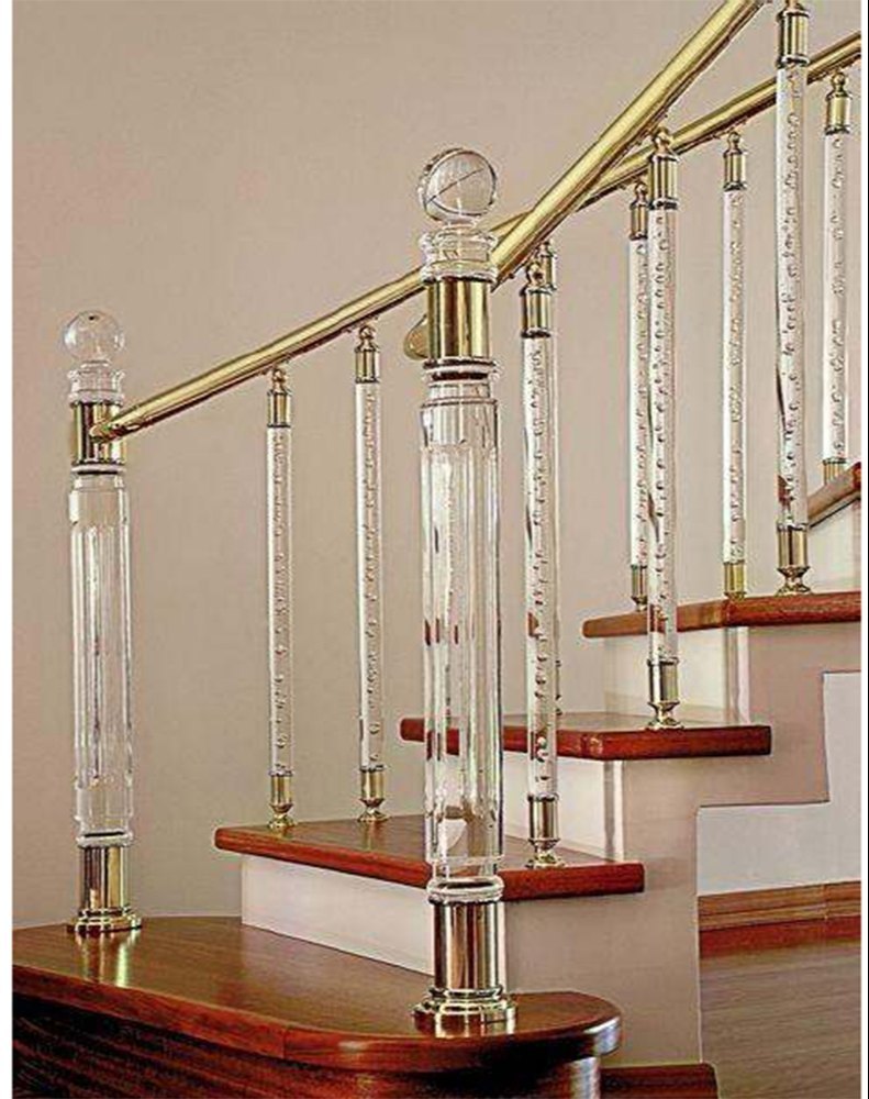 Golden Polished Glass Pillars