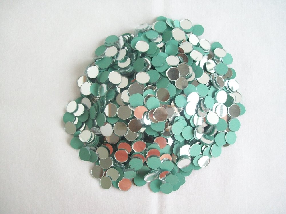 Round Shape Glass For Embroidery, Art and Craft ( 6 MM )