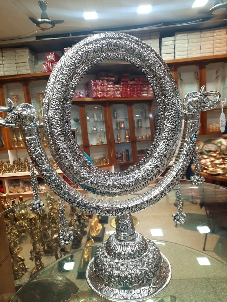 K&T Decor Beautiful silver mirror, For Home, Size: 18 Inches Hight