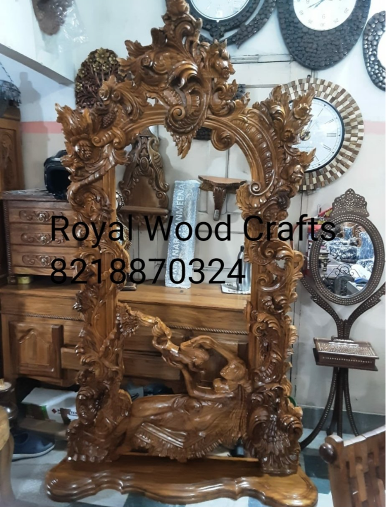 Natural Wooden Antique Mirror, Thickness: 2 Inches, Size: 7 Ft Height, 3 Ft Width