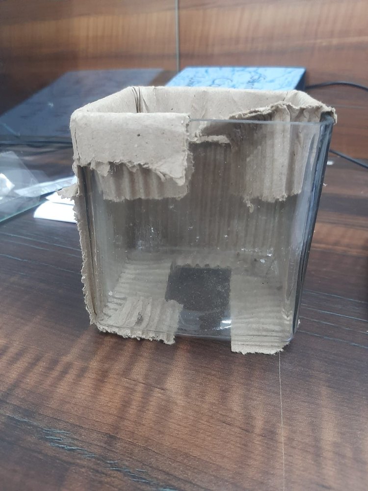 White 3x3 Glass Pot, For Hotel