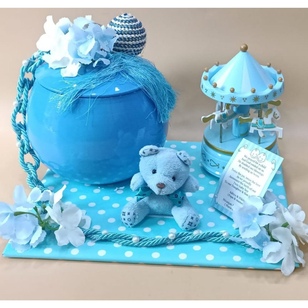 Blue And Cream Metal Baby Announcement Boxes, 1 kg