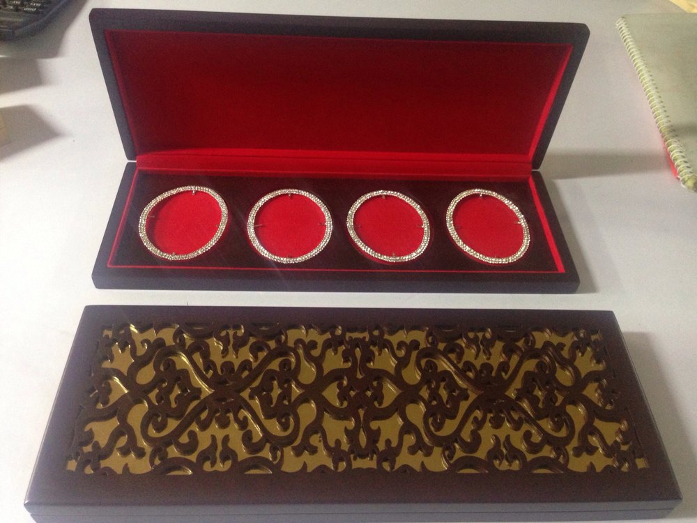Wooden Carving Coin Fancy Box