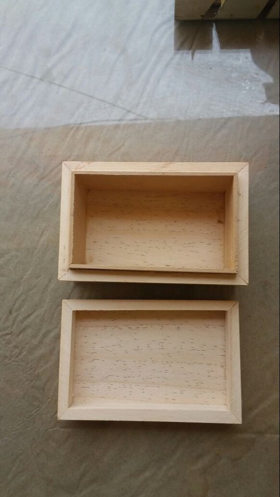 Tan Square Plain Wooden Gift Box