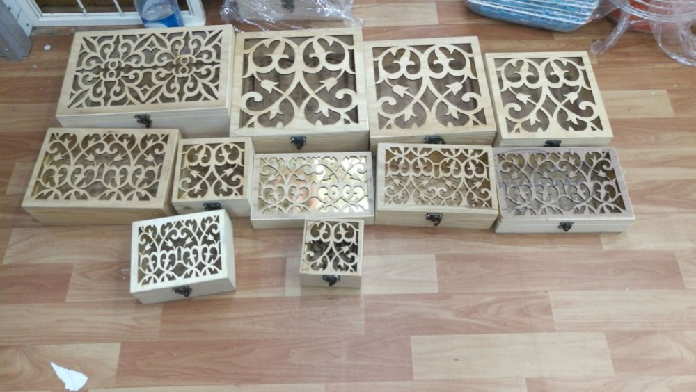 Pinewood Polished Wooden Gift Box, For Gifting