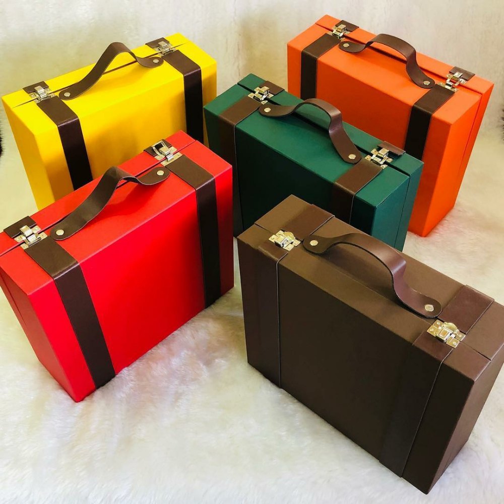 MDF Rectangular Premium Corporate Gift Box, Box Capacity: 1-5 Kg, Thickness: 4mm