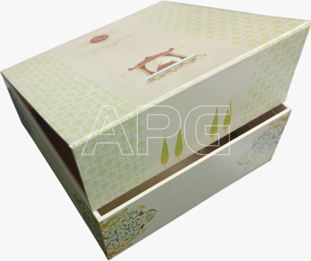 Fancy Craft Wedding Invitation Card Box
