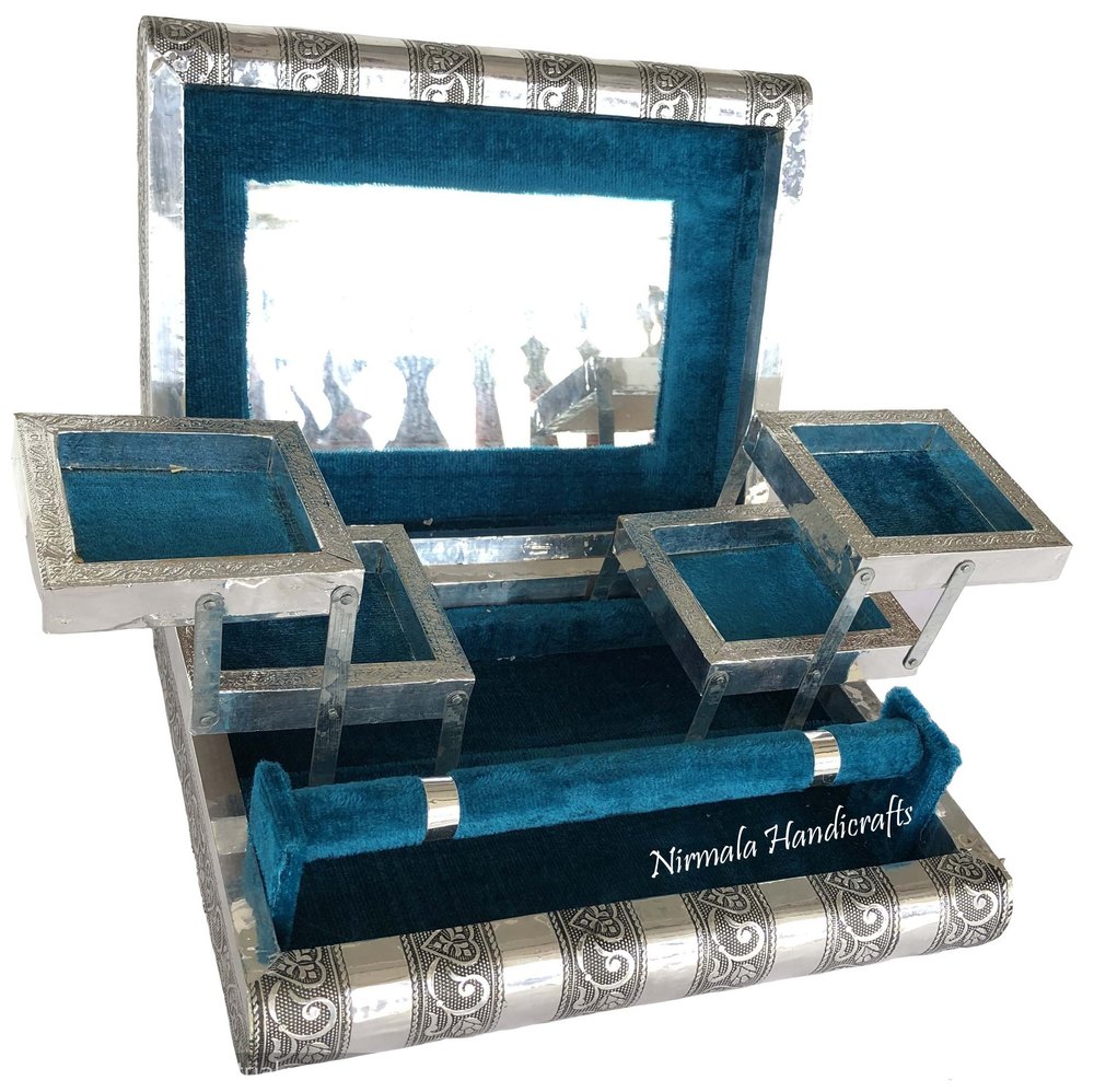 Rectangle Printed Jewelry Box With Silver Hand Craft Decorative Showpiece, For Wedding Gift