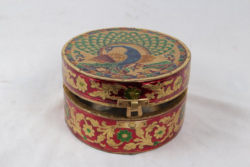 Multicolor White Metal Golden Meena Round Box, For Jewellery Packaging, Size (Dimension): 5 Inch