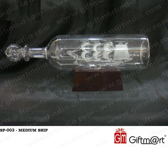 Glass Transparent Medium Ship, Packaging Type: Box