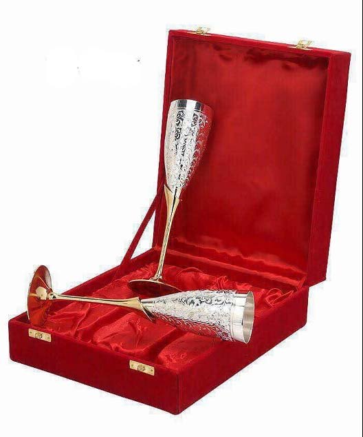 Silver Plated Silver Finish Decorative Handicrafts, Size/Dimension: Normal