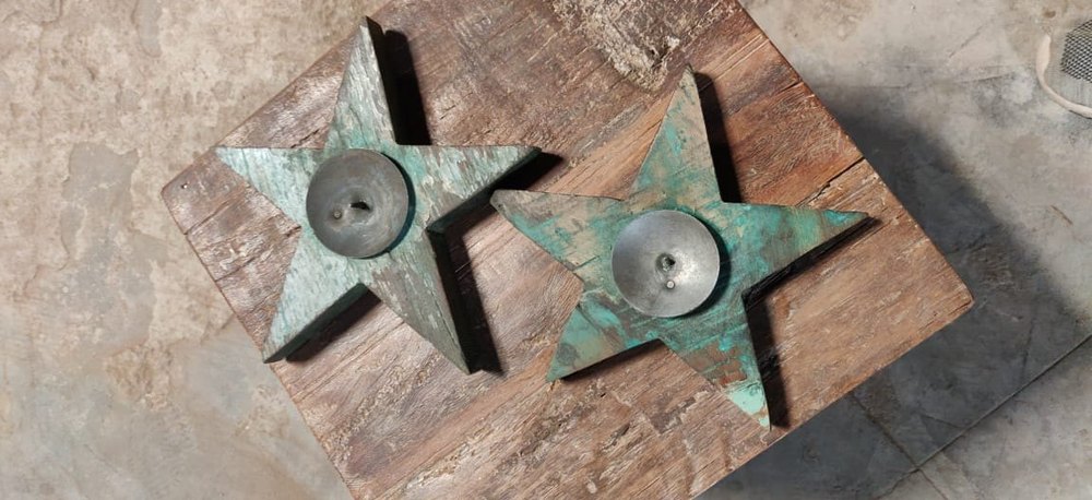 Distressed Multicolor Reclaimed Wood Rustic Star T Light, For Decoration, Size/Dimension: 5x5 Inch