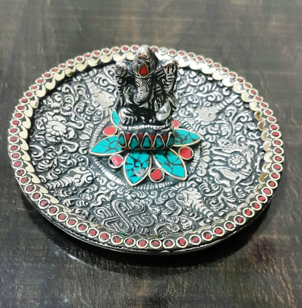Shrinath Art Gallery Metal Plate Ganesha With Stone Work, Packaging Type: Export Packaging