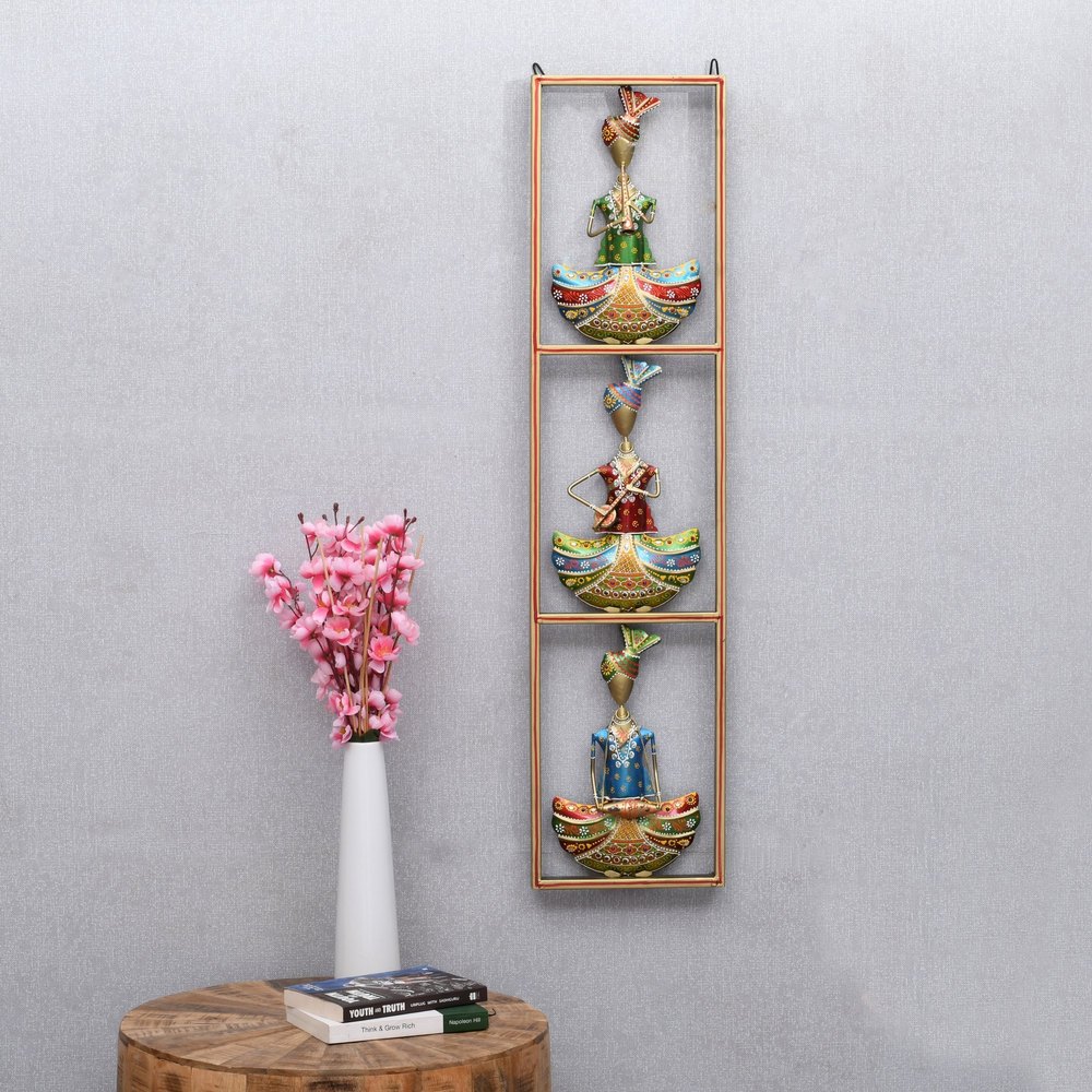 Indoor Golden Wall Decor Rajasthani 3 Musician Panel in Vertical Shape, For Decoration, Size: 10 X 39