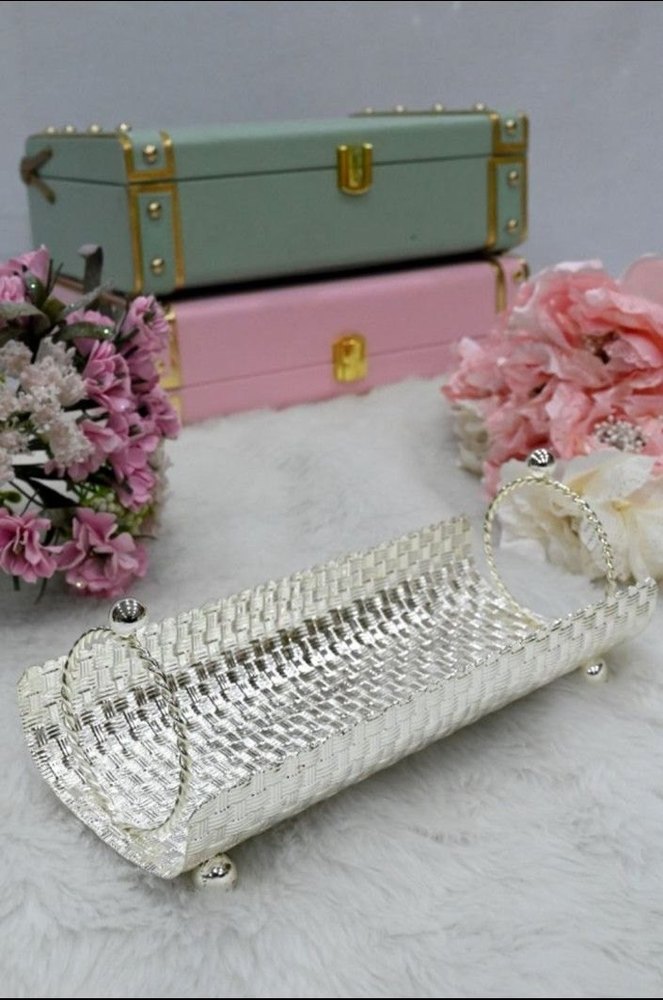 Rakhi Hamper With German Silver Tray, Size: 8 X 4 Inch