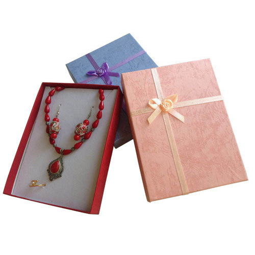 Cardboard Necklace Box