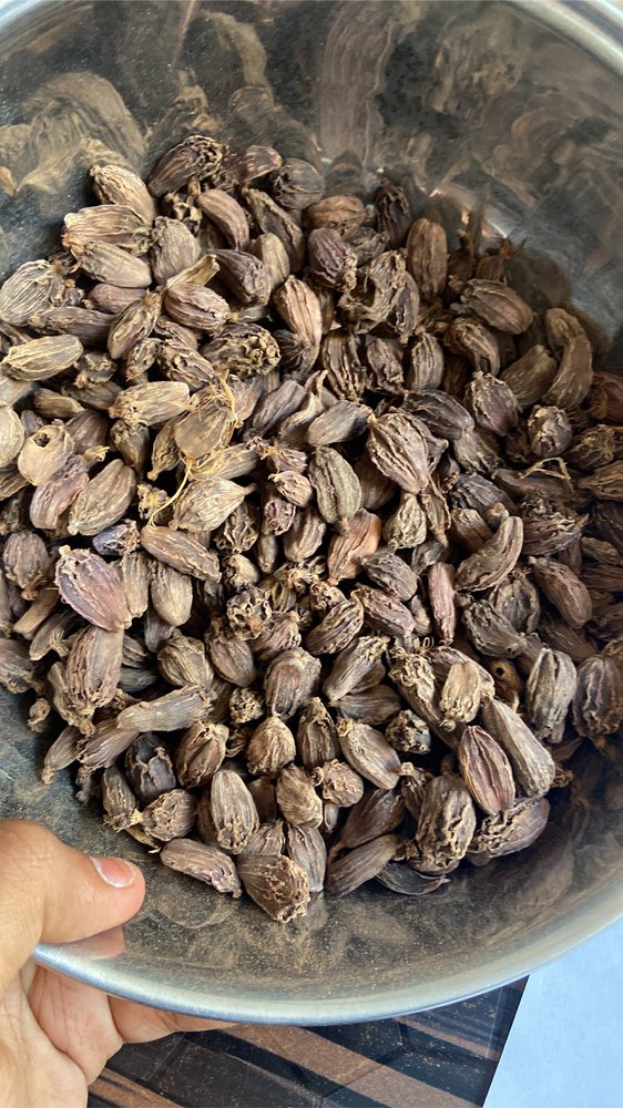 Dry Spices Doda Elaichi-Black Cardamom, Packaging Size: 10 Kg