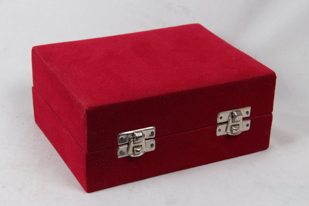 Rectangle Cardboard Red Velvet Box, For Packing