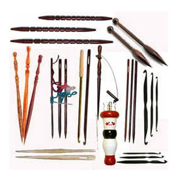 High Standard Weathering Wooden Handicraft Sewing Tools, Packaging Type: Packet