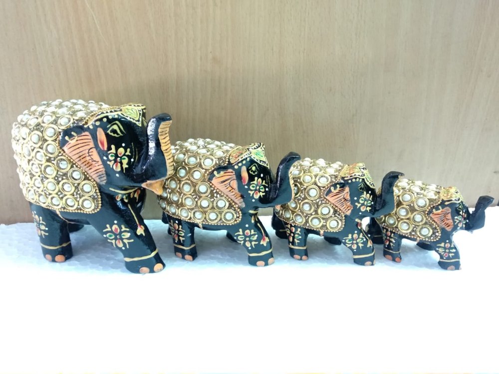 Wooden Camel Animal Figure For Home Decoration