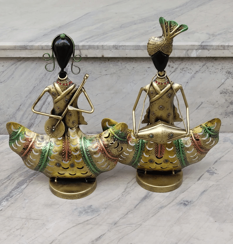 Indoor Iron RAJASTHANI MUSICIANS COUPLE CANDLE HOLDERS, For Decoration, Size: 12*10*14