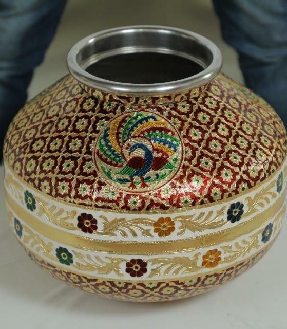 Indoor Multicolor Minakari Handicraft Goli for Decoration