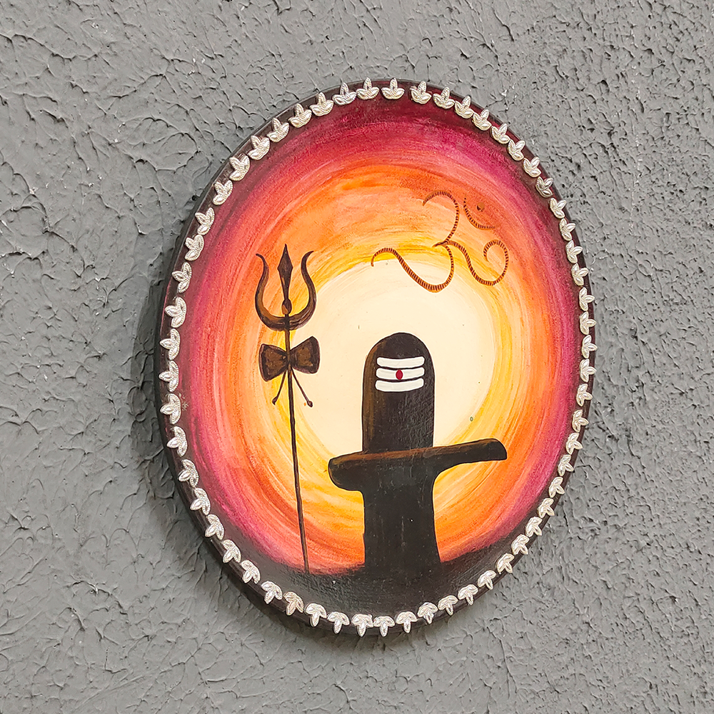 Multicolor Wooden Shivling Wall Plates, For Decoration, Packaging Type: Box