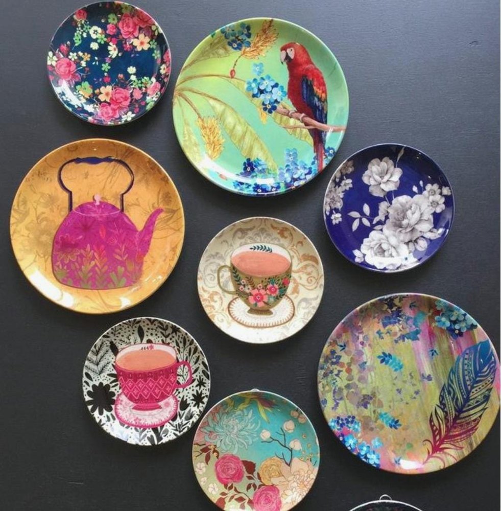 Round Framed Pictures Ceramic Wall Hanging Plates, For Decoration