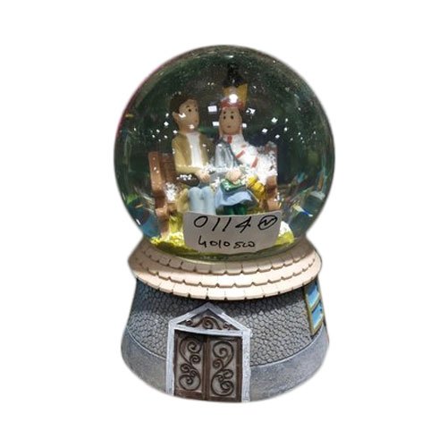 Love Couple Crystal Glass Ball Showpiece