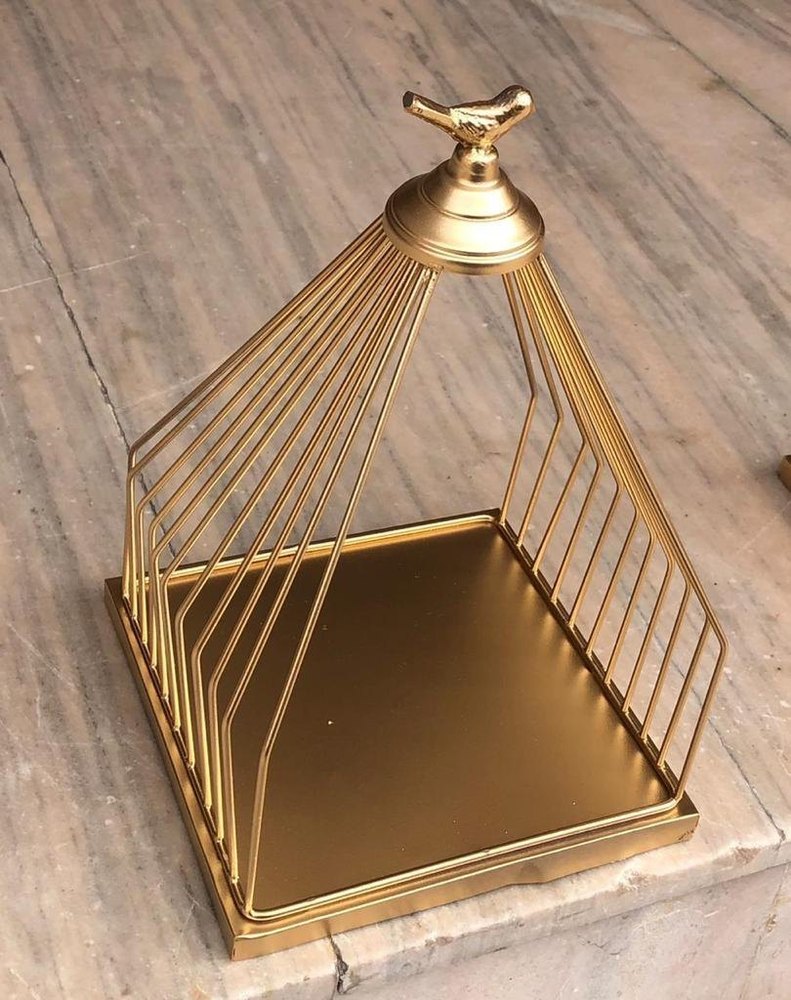 Golden Rectangular Wedding Hamper Basket, Size/Dimension: 8 Inch, 700 Gm