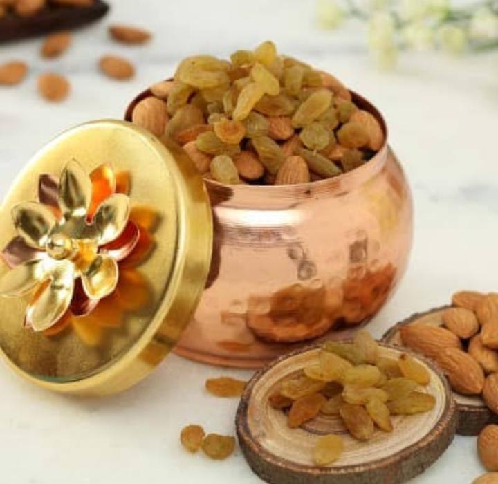 Empty Copper Dry Fruit Box, Capacity (in GMS): 500 GMS, 8X8