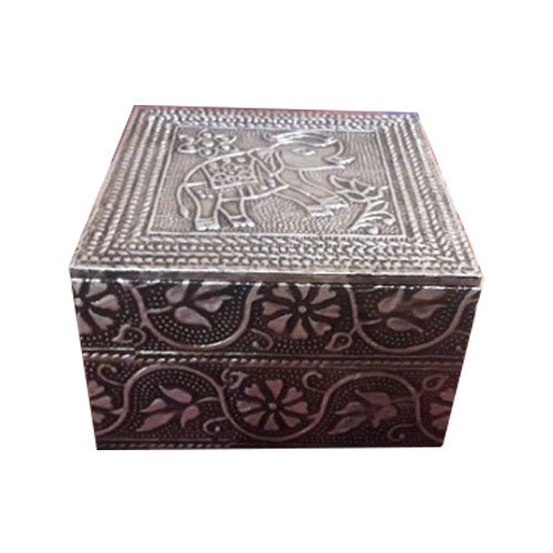 Square Handicraft Metal Dry Fruit Box, For Gift