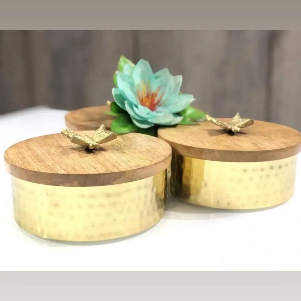 Metal Hammered Dry Fruit Jar With Wooden Lid, Box Capacity (in Gms): 250 Gms