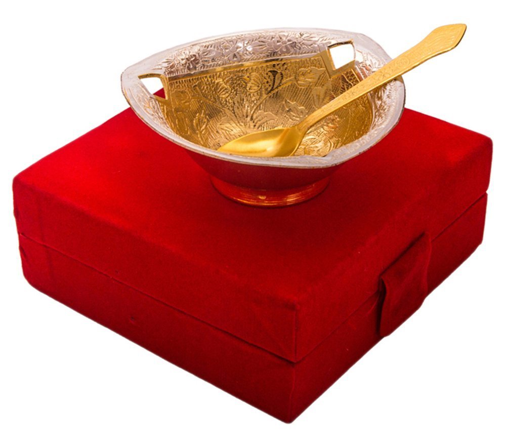 Silver & Gold Brass Occasional Gift, Size: 4 Inch, 4*4*2.5 Inch