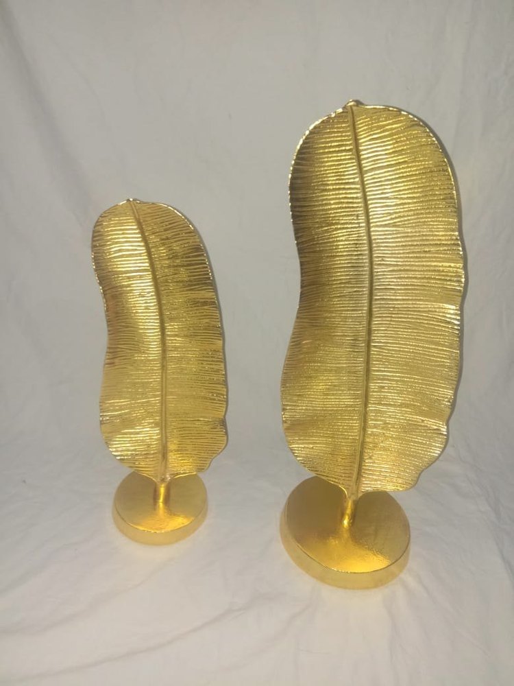Metal leaf with stand