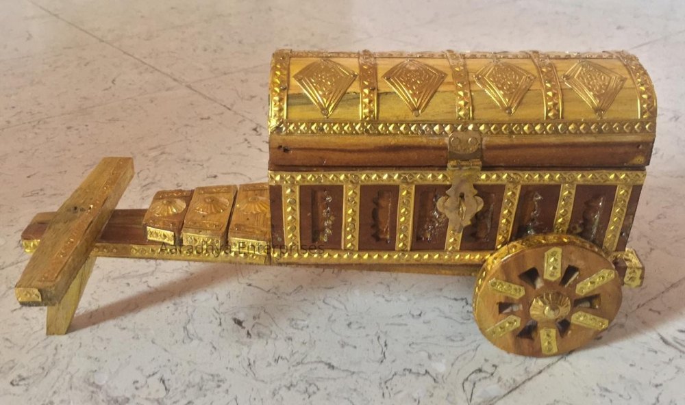 Wood Festival Traditional Sagwood Handmade Dry Fruit Box For Return Gifts