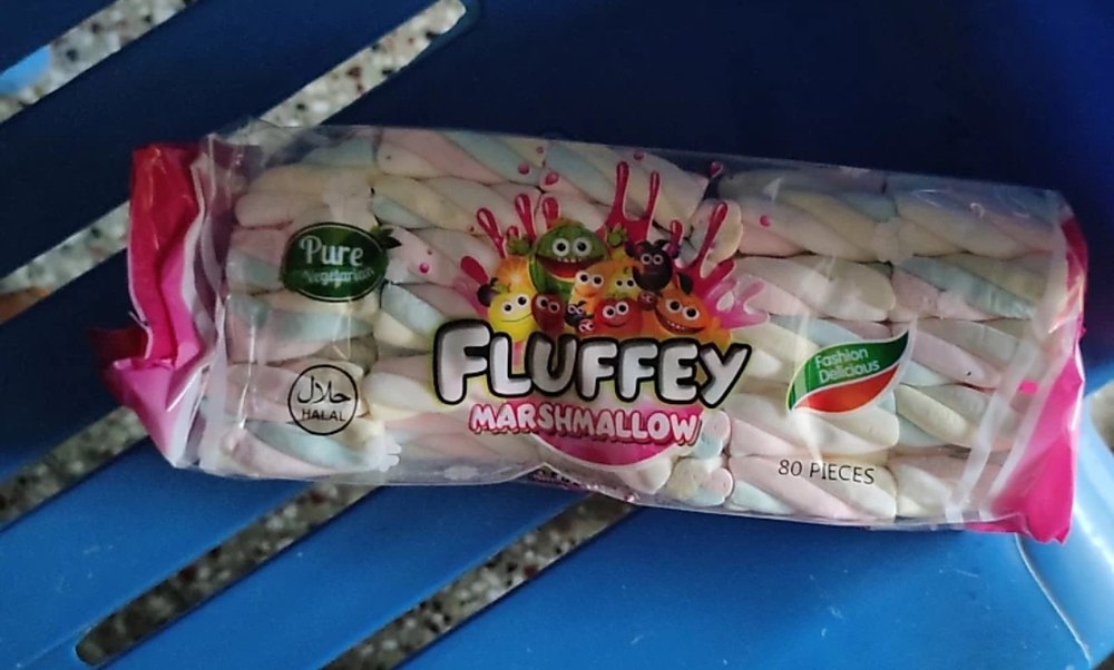 80pieces Strawberry Fluffey Marshmallow Candy
