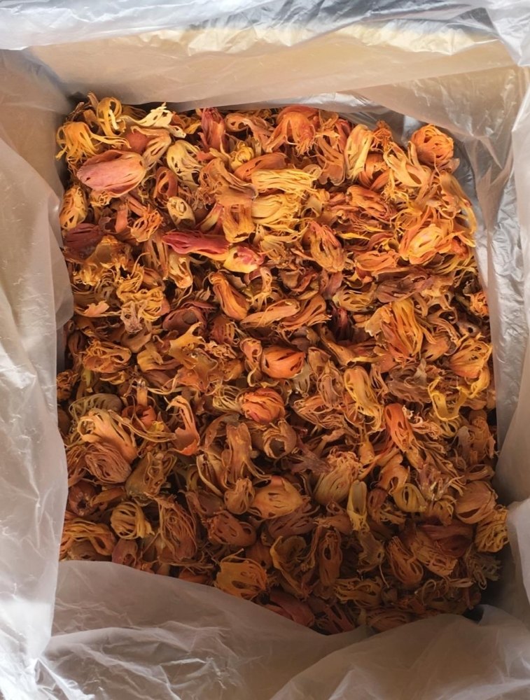 Natural Red Mace Flower Whole Javentri, Packaging Type: Packet, Packaging Size: 2-10 Kg
