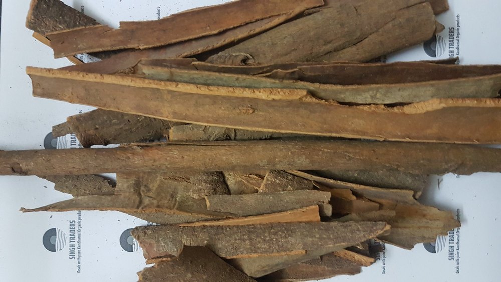 Whole Cinnamon Stick (Dalchini), Packaging Type: Plastic Bag, Packaging Size: 5 kg